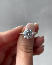 Load image into Gallery viewer, The Natalie Ring