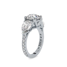 Load image into Gallery viewer, The Chloe Ring