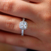 Load image into Gallery viewer, Moissanite Princess Cut Halo Ring Set in 14k Gold