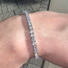Load image into Gallery viewer, Glacial Jewels 3mm Moissanite Tennis Bracelet in Sterling Silver